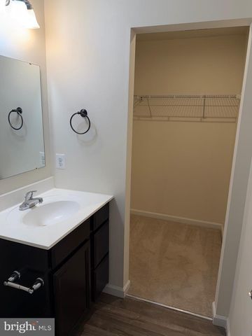 70 HONEYLOCUST CIR, Elkton, MD 21921