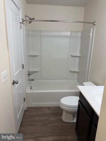 70 HONEYLOCUST CIR, Elkton, MD 21921