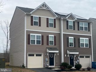 70 HONEYLOCUST CIR, Elkton, MD 21921