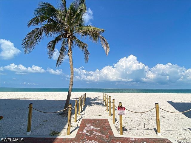 219 Bayfront DR, Bonita Springs, FL 34134