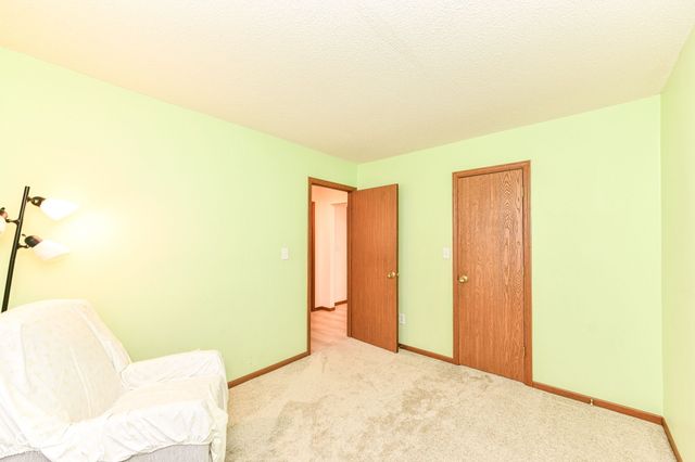 2275 Historic Oaks Boulevard, Indianapolis, IN 46214