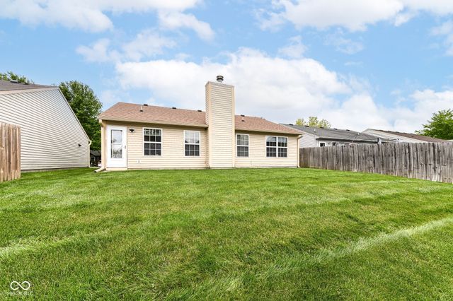 2275 Historic Oaks Boulevard, Indianapolis, IN 46214