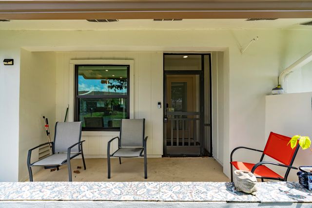 15812 Philodendron Circle, Delray Beach, FL 33484