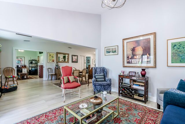 15812 Philodendron Circle, Delray Beach, FL 33484