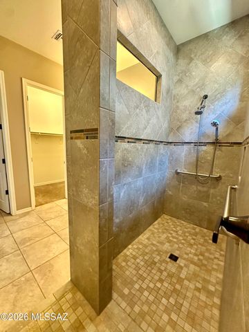 13375 N Cottontop Court, Oro Valley, AZ 85755
