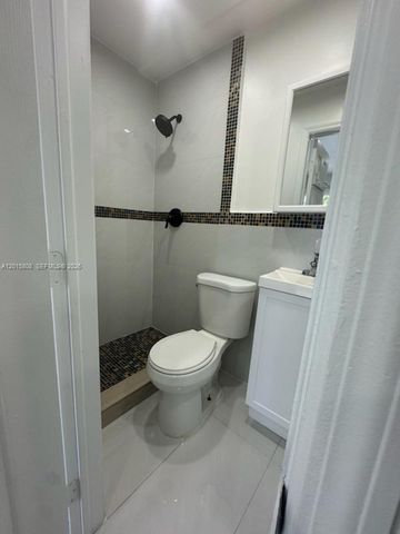 833 NW 75th St, Miami, FL 33150