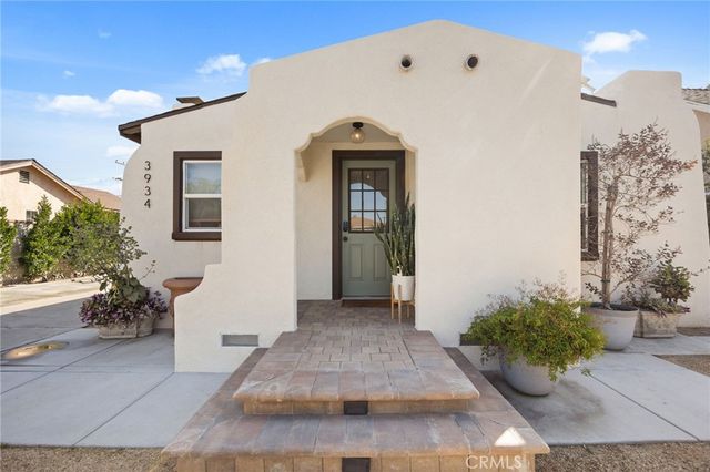 3934 Pontiac, Jurupa Valley, CA 92509