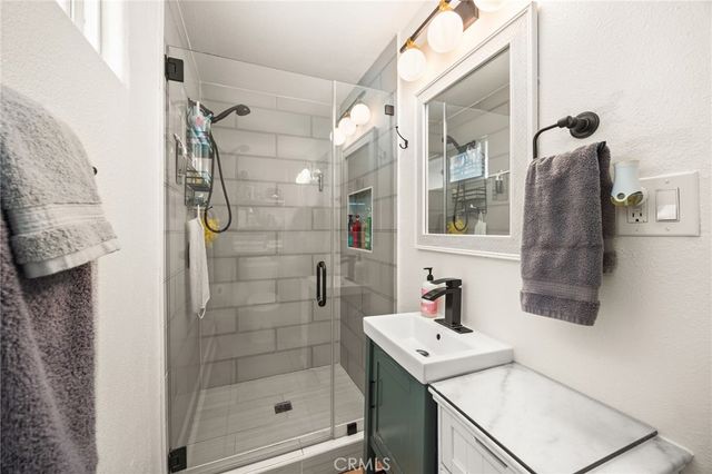 3934 Pontiac, Jurupa Valley, CA 92509