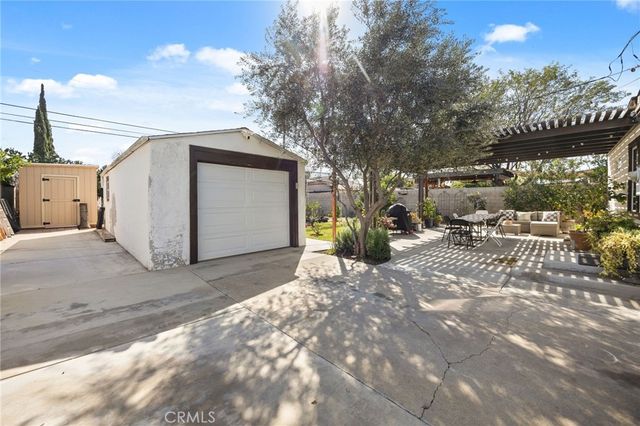 3934 Pontiac, Jurupa Valley, CA 92509