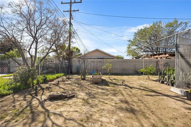 3934 Pontiac, Jurupa Valley, CA 92509