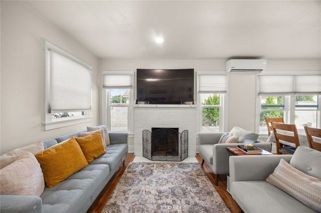 3934 Pontiac, Jurupa Valley, CA 92509