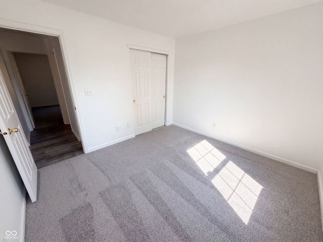 2018 Oakbrooke Court, Avon, IN 46123