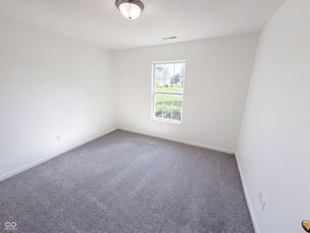2018 Oakbrooke Court, Avon, IN 46123