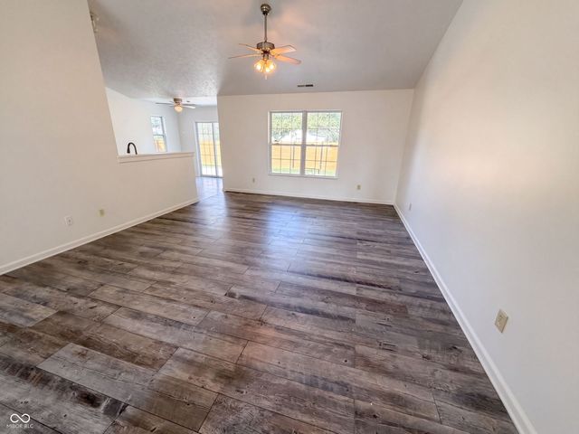 2018 Oakbrooke Court, Avon, IN 46123