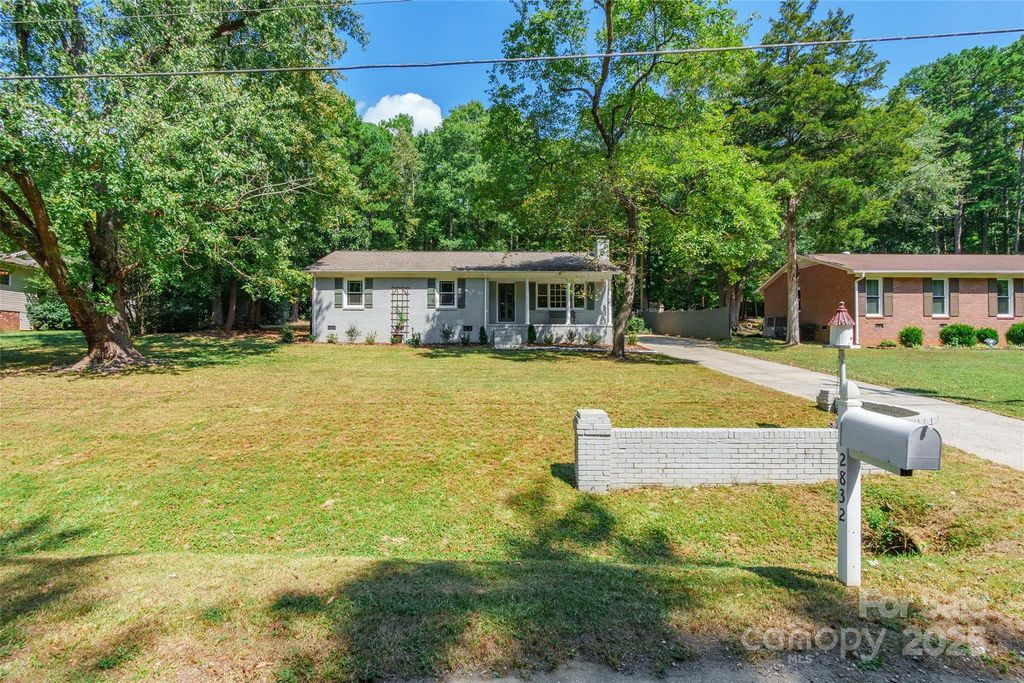 2832 Forest Hills Circle, Rock Hill, SC 29732