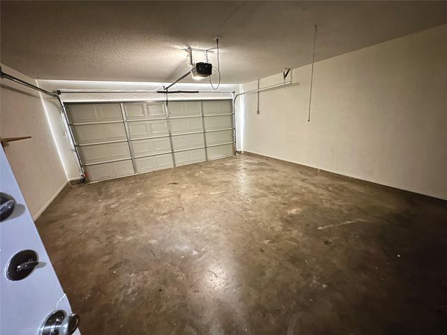 10400 Broken Shoe TRL, Austin, TX 78750