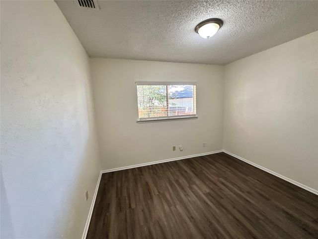 10400 Broken Shoe TRL, Austin, TX 78750