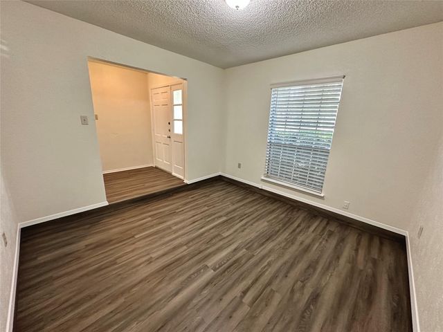 10400 Broken Shoe TRL, Austin, TX 78750