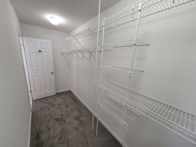 967 CAIRN CREEK DR, Memphis, TN 38018