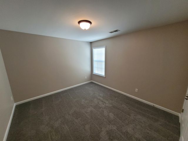 967 CAIRN CREEK DR, Memphis, TN 38018