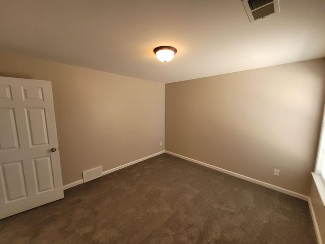 967 CAIRN CREEK DR, Memphis, TN 38018