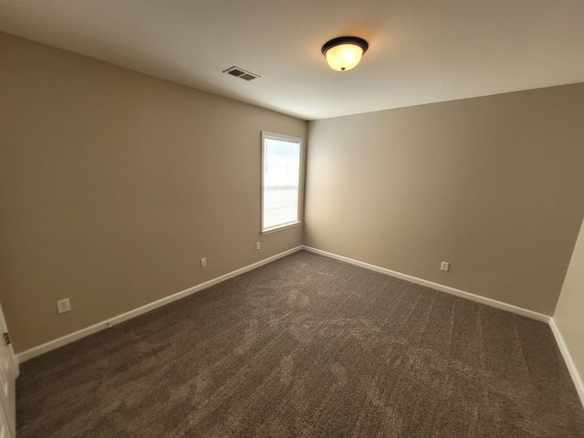 967 CAIRN CREEK DR, Memphis, TN 38018