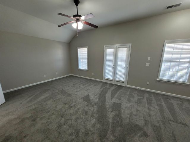 967 CAIRN CREEK DR, Memphis, TN 38018