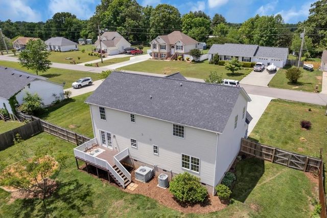 173 W Minster Dr, Baxter, TN 38544