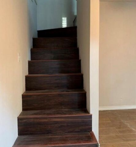 207 Frawley Street, Houston, TX 77009