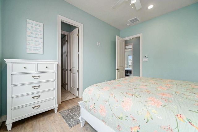 4210 Sandpiper, Galveston, TX 77554