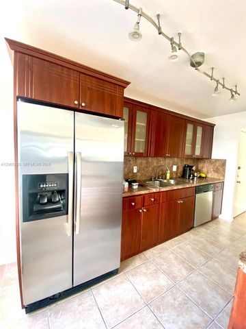 1300 NE Miami Gardens Dr 713E, Miami, FL 33179