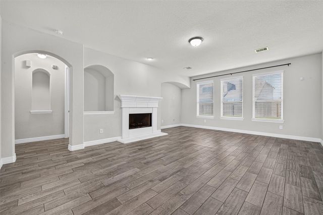 3211 Golden Honey Lane, Richmond, TX 77406