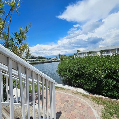 4728 BEACH DRIVE SE B, St Petersburg, FL 33705