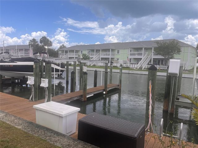 4728 BEACH DRIVE SE B, St Petersburg, FL 33705