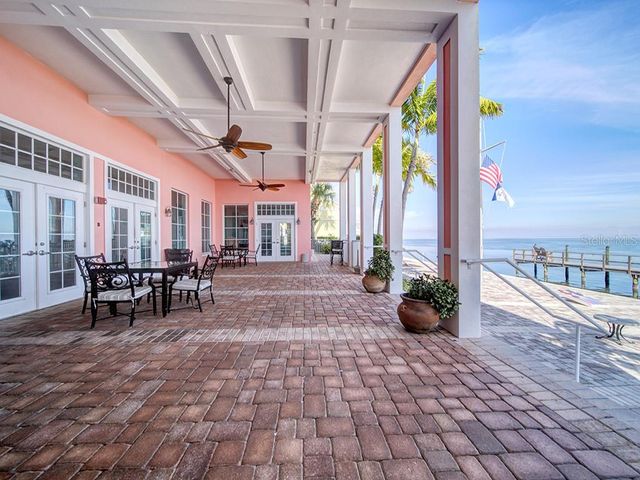 4728 BEACH DRIVE SE B, St Petersburg, FL 33705