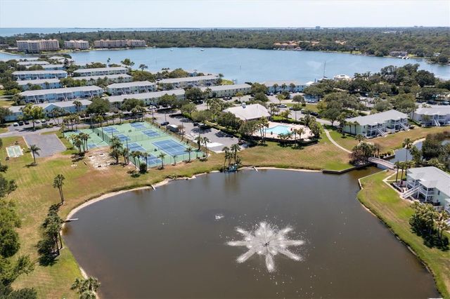 4728 BEACH DRIVE SE B, St Petersburg, FL 33705