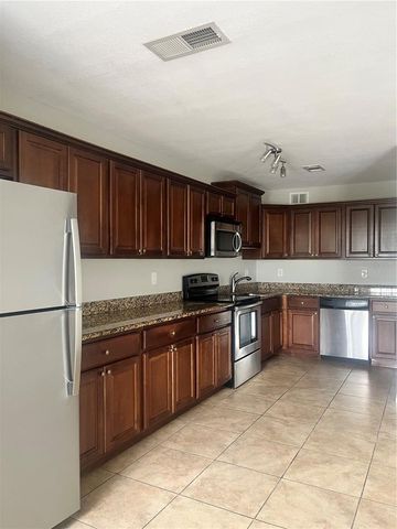 4728 BEACH DRIVE SE B, St Petersburg, FL 33705