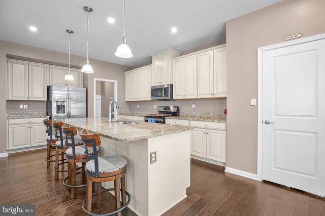 8714 WILMORE LN, Spotsylvania, VA 22553