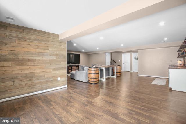 8714 WILMORE LN, Spotsylvania, VA 22553