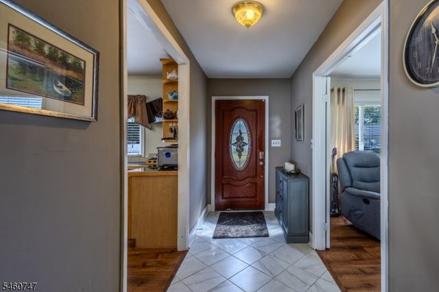 19 Rebecca Pl, Piscataway Twp., NJ 08854