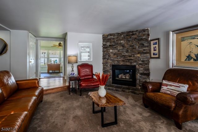 19 Rebecca Pl, Piscataway Twp., NJ 08854