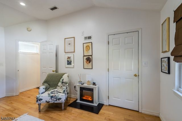 19 Rebecca Pl, Piscataway Twp., NJ 08854