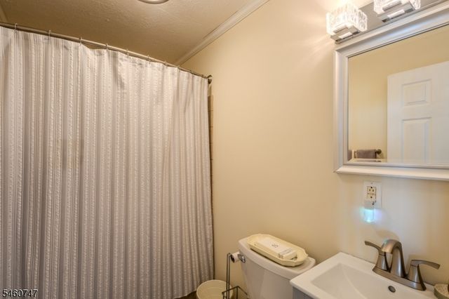 19 Rebecca Pl, Piscataway Twp., NJ 08854