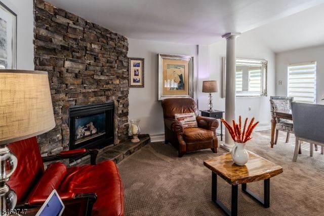 19 Rebecca Pl, Piscataway Twp., NJ 08854