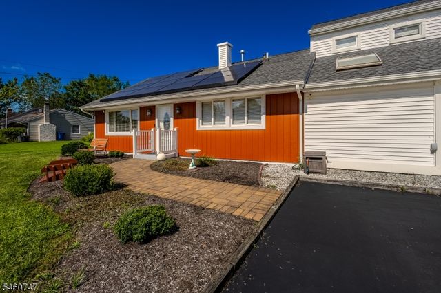 19 Rebecca Pl, Piscataway Twp., NJ 08854
