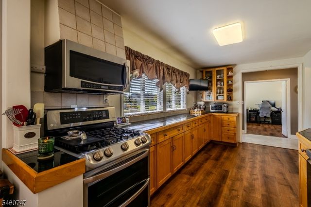 19 Rebecca Pl, Piscataway Twp., NJ 08854