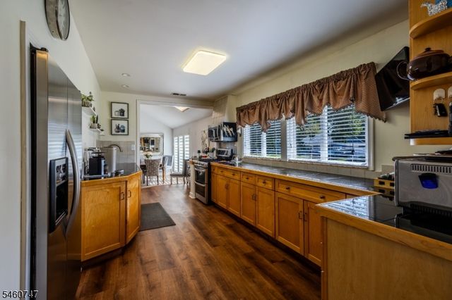 19 Rebecca Pl, Piscataway Twp., NJ 08854