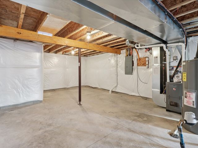 1490 Locust Street, Waukee, IA 50263