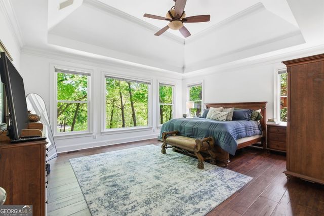 8575 Anchor On Lanier Court, Gainesville, GA 30506