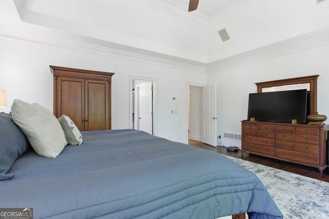 8575 Anchor On Lanier Court, Gainesville, GA 30506